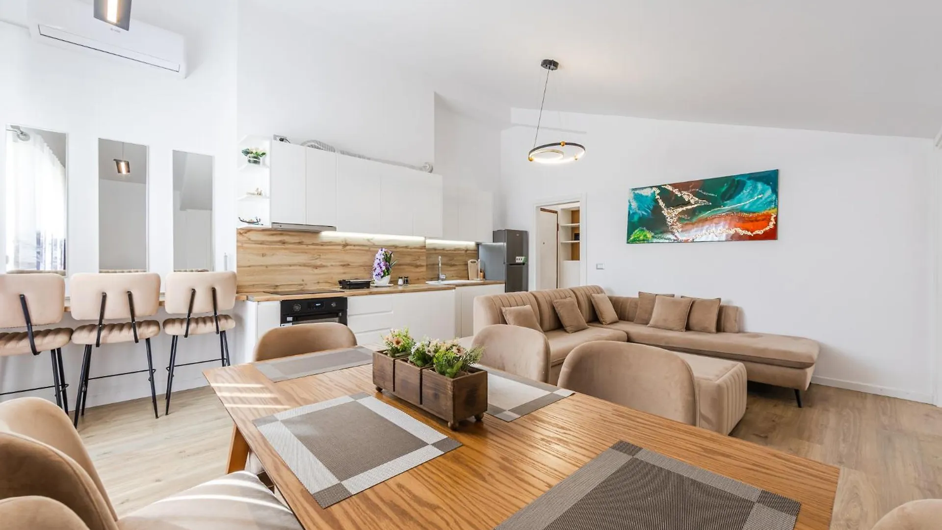 The Modern Beach Escape By Ps Golem  Apartment Golem (Tirana)