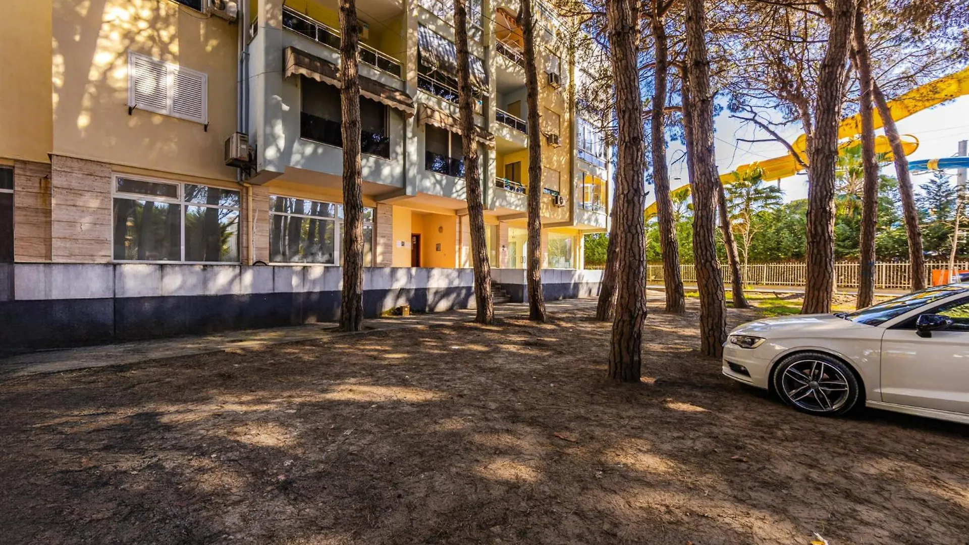 The Modern Beach Escape By Ps Golem  0*, Golem (Tirana)